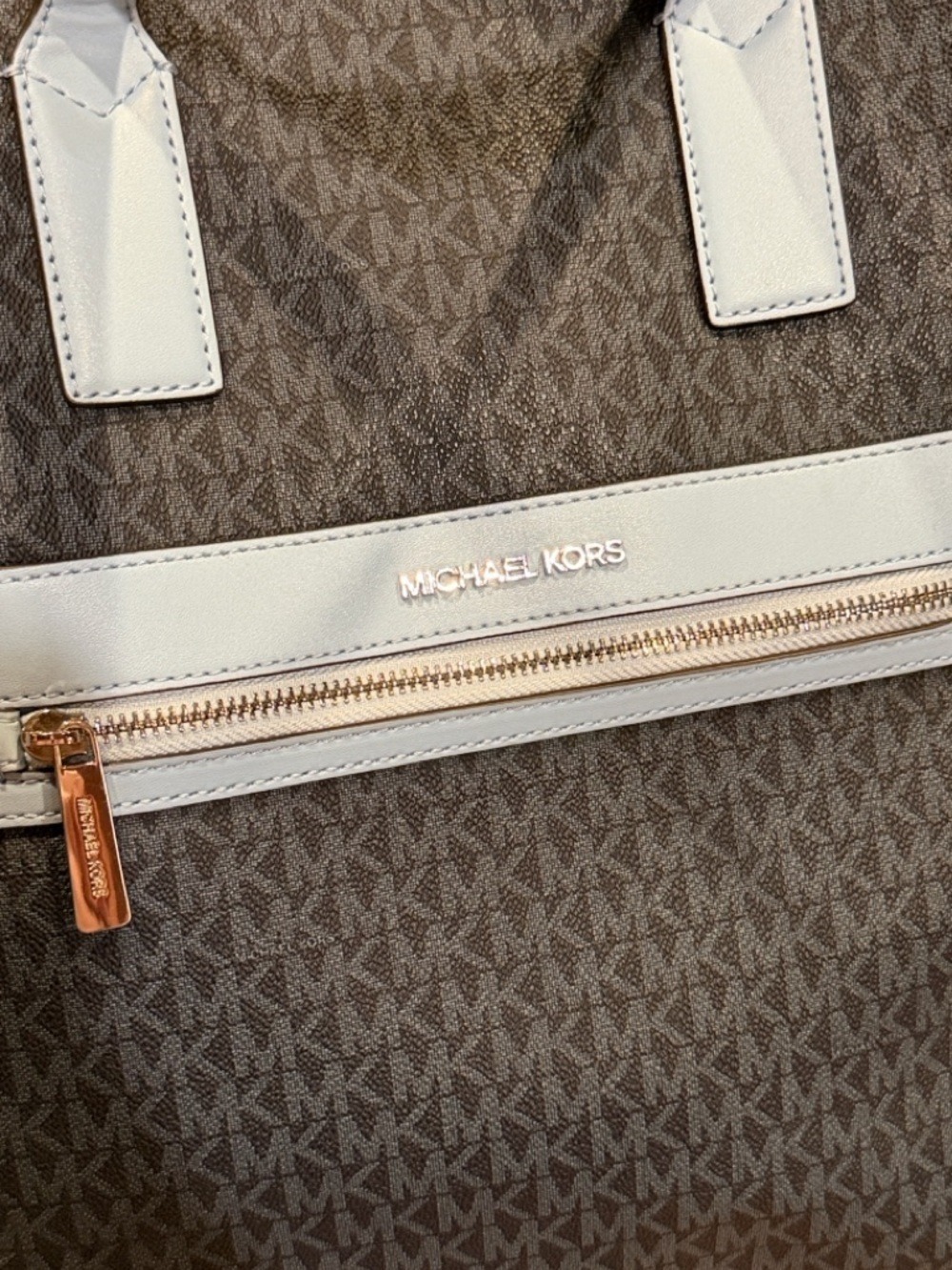 Michael Kors Large North South Tote - Picture 9 of 9